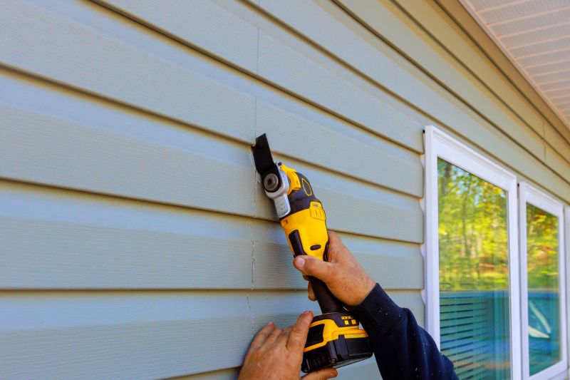 Who Does Siding Panels Installations